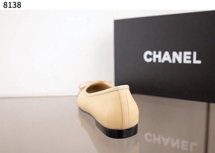 샤넬 플랫 슈즈 - 베이지