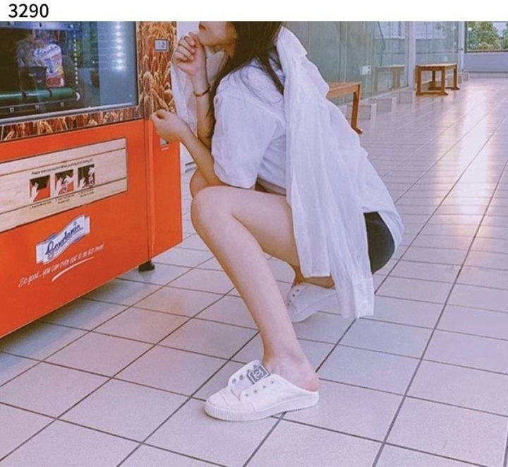 샤넬 로우탑 컨버스 스니커즈 - 화이트