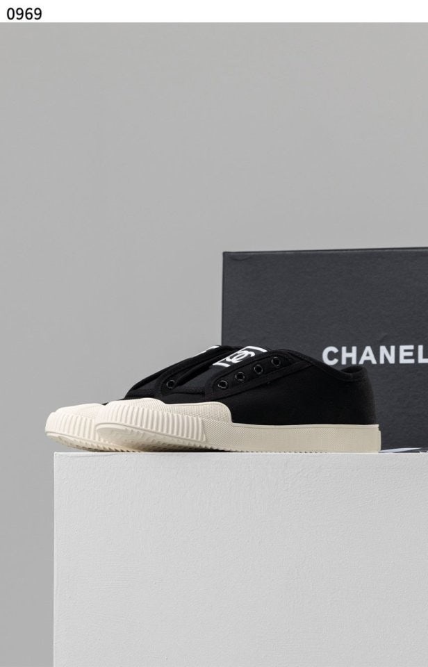 샤넬 로우탑 컨버스 스니커즈 - 블랙