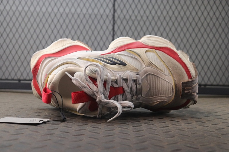 발렌시아가 카고 스니커즈 레드 -해외배송-