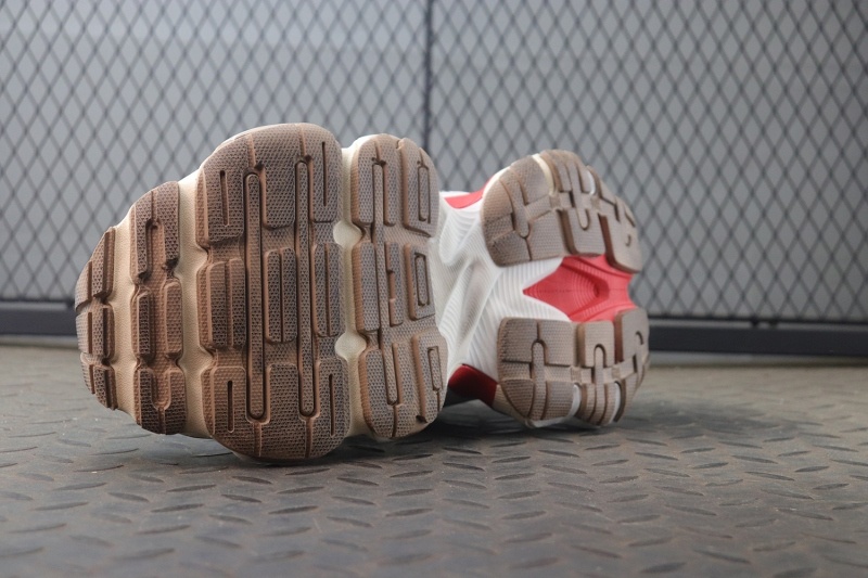 발렌시아가 카고 스니커즈 레드 -해외배송-