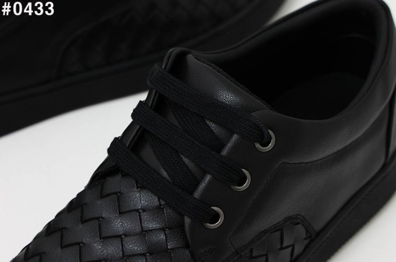 보테가베네타 인트레치아토 레더 스니커즈