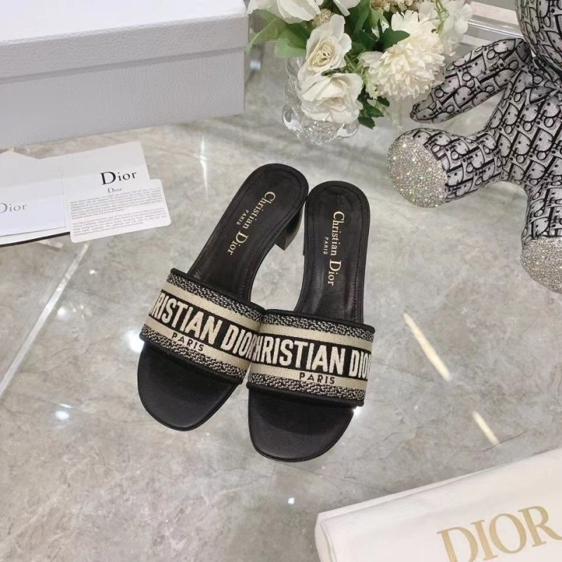 디올 디웨이 뮬 슬리퍼 - 2 Color