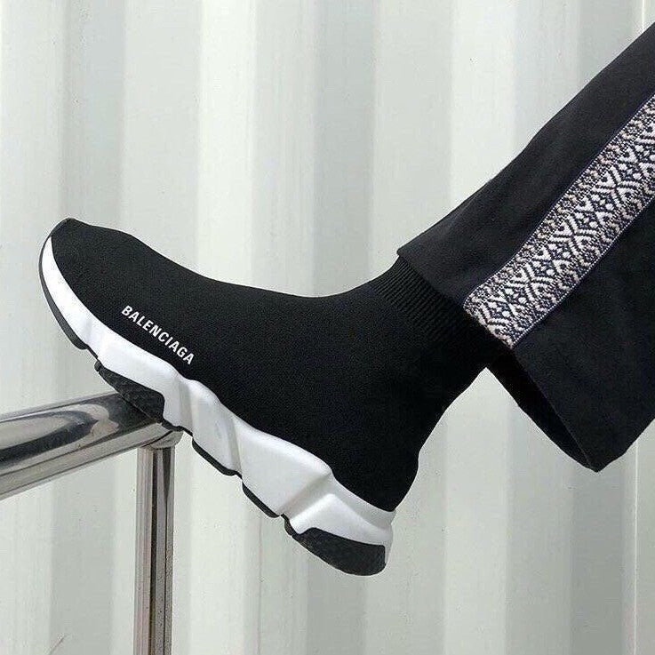 발렌시아가 스피드러너 오레오