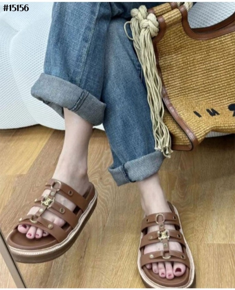 셀린느 티피 슬라이드 스트랩 샌들