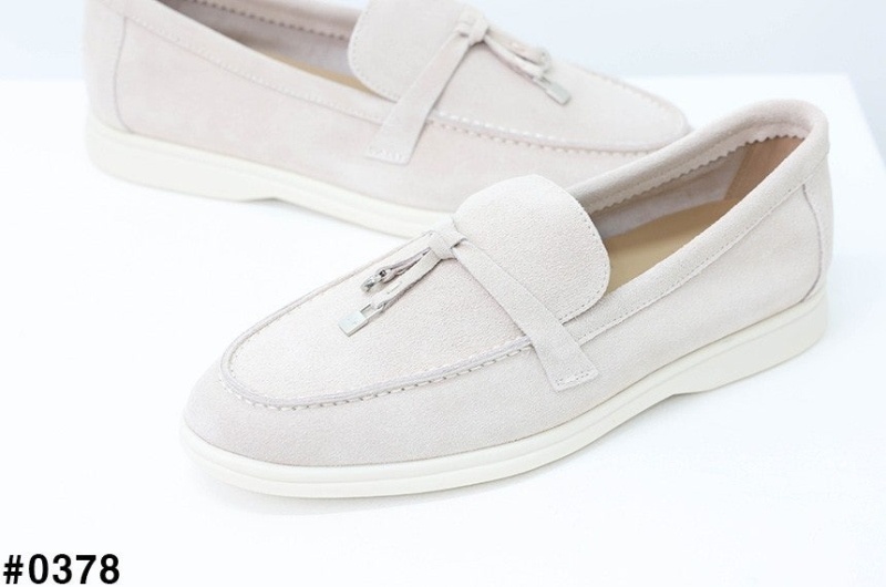 로로피아나 썸머 참스 워크 스웨이드 로퍼 - 아이보리