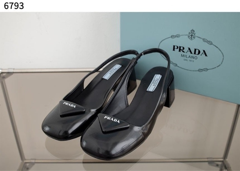 프라다 나파가죽 슬링백 펌프스