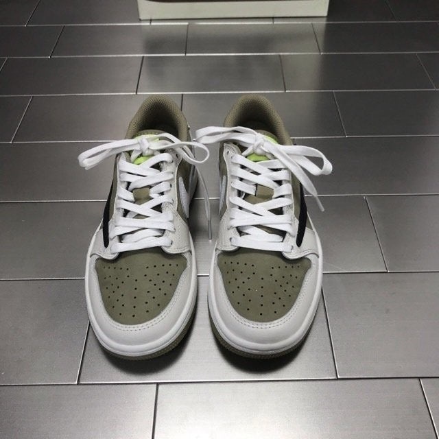 나이키 x 트래비스 스캇 조던1 레트로 로우 골프