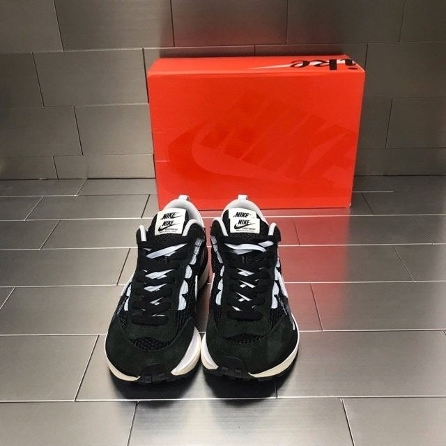 나이키 x 사카이 베이퍼와플 스니커즈 - 화이트블랙