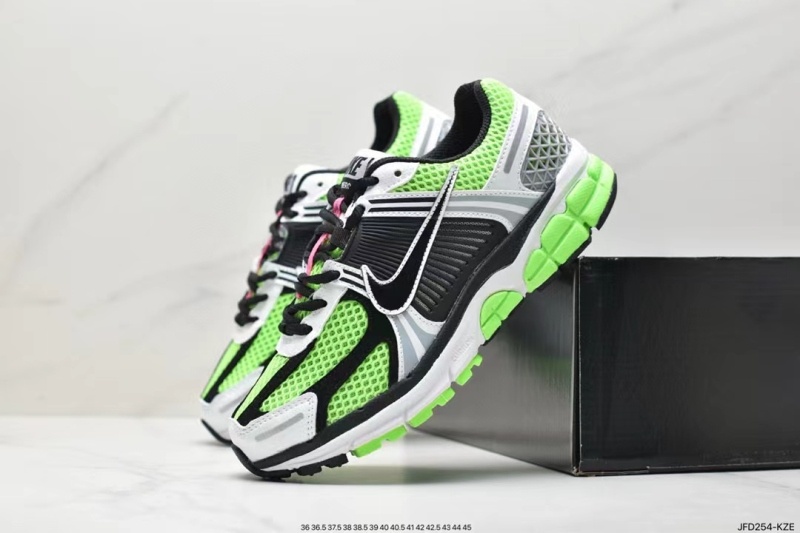 나이키 줌보메로5 일렉트릭 그린 블랙