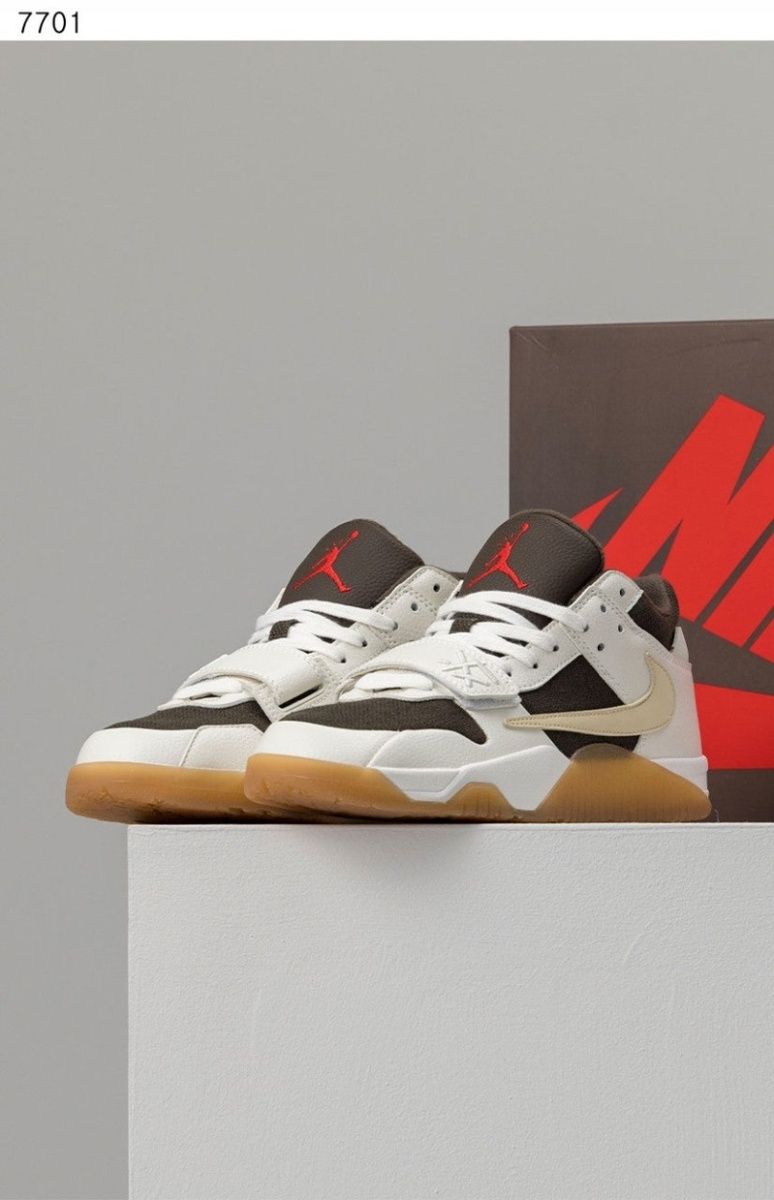 나이키 조던 x 트래비스 스캇 점프맨 잭 TR