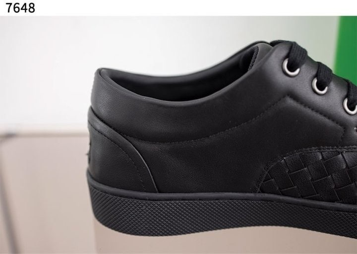 보테가베네타 인트레치아토 남성 스니커즈