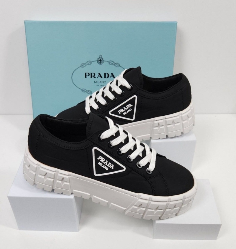 프라다 더블 휠 나일론 개버딘 스니커즈 블랙 화이트