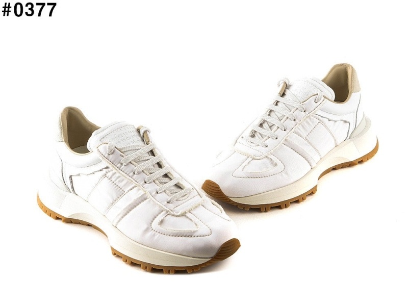 메종 마르지엘라 빈티지 러너 에볼루션 스니커즈