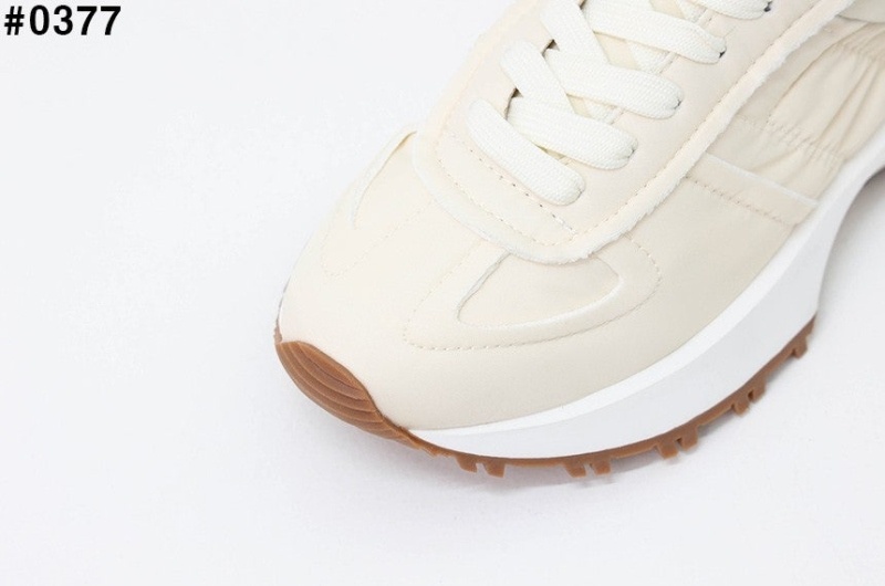 메종 마르지엘라 빈티지 러너 에볼루션 스니커즈