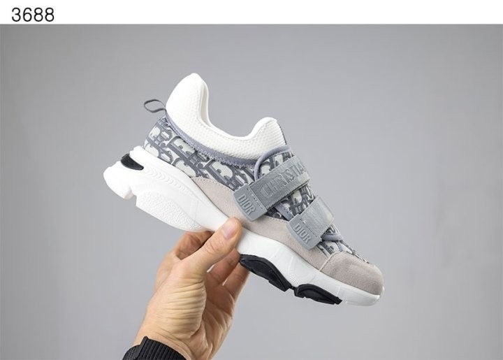 디올 디 원더 오블리크 스니커즈