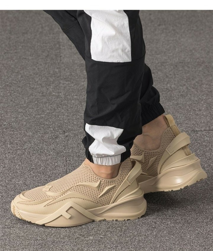 펜디 테크니컬 FLOW 러너 스니커즈