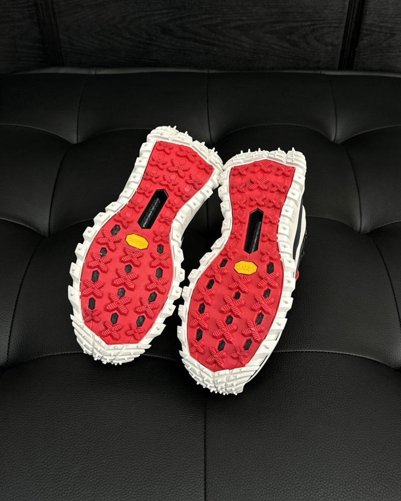 몽클레어 x 엔드 트레일그립 고어텍스 스니커즈