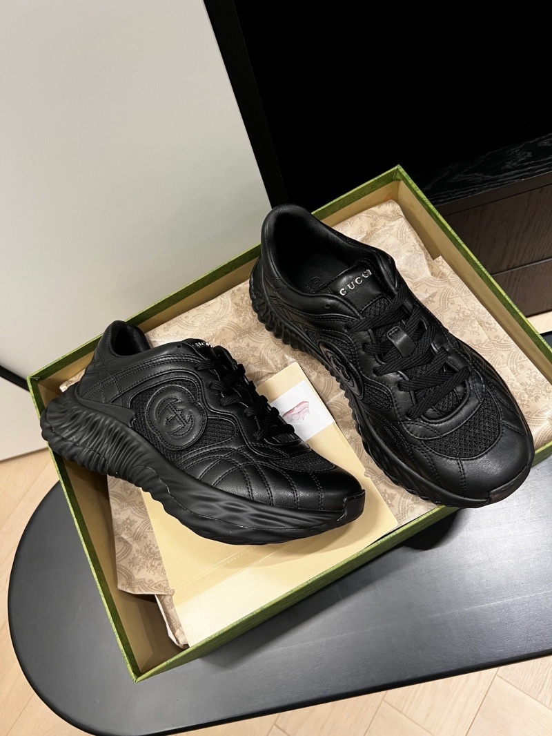 구찌 인터로킹 리플 스니커즈 -블랙- (정품급)