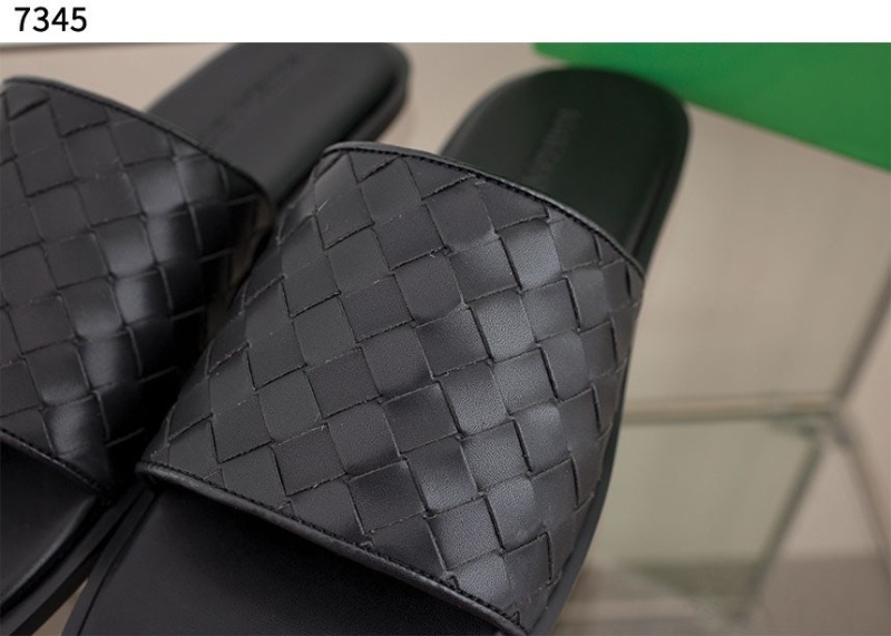 보테가베네타 선데이 뮬 슬라이드