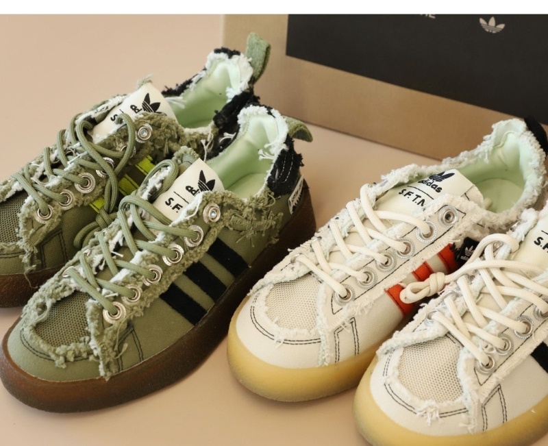 아디다스 x 송 포 더 뮤트 캠퍼스 80s 올리브 코어 블랙 스니커즈