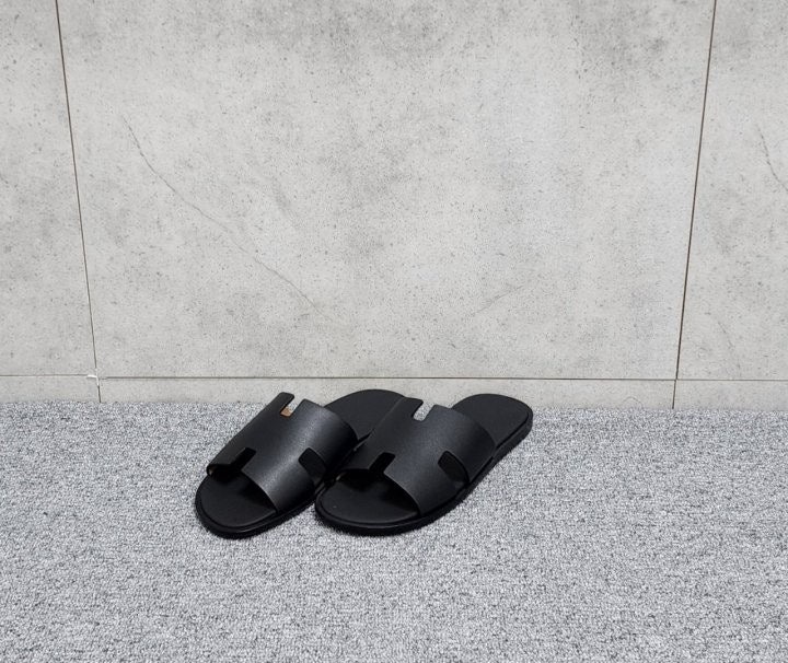 에르메스 24SS 이즈미르 남성샌들 - 블랙