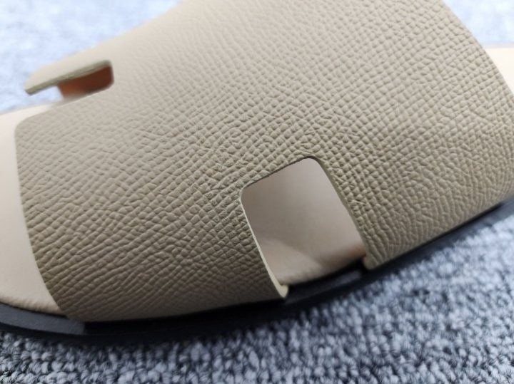 에르메스 24SS 이즈미르 남성샌들 - 베이지