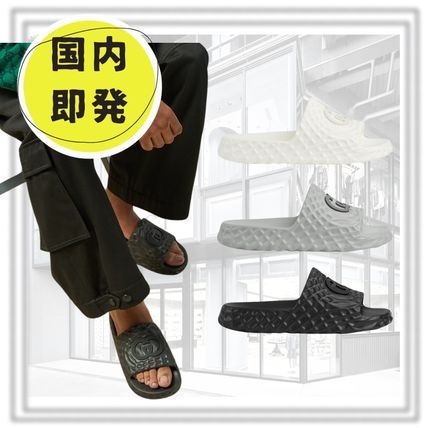 구찌 인터로킹 G 슬라이드 러버 샌들 - 3 Color