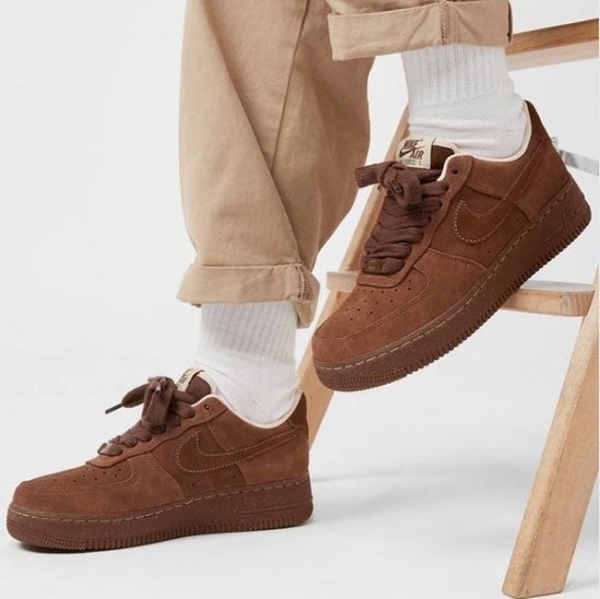 나이키 에어포스 카카오 와우 초코포스 스니커즈