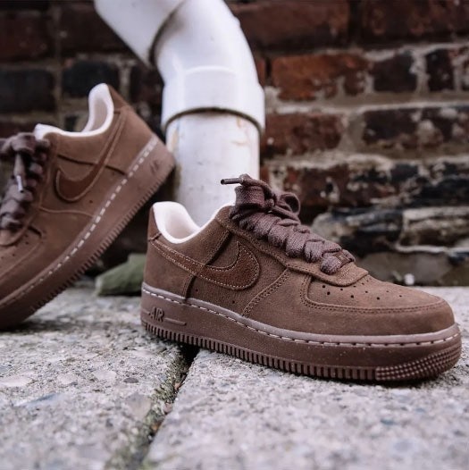 나이키 에어포스 카카오 와우 초코포스 스니커즈