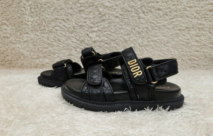 디올 블랙 퀼트 까나쥬 샌들 (고급버전)