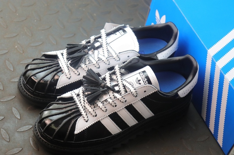 아디다스 x 클랏 슈퍼스타 클라우드 올블랙