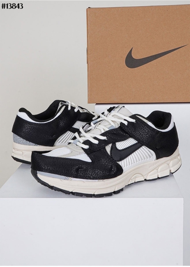 나이키 줌 보메로 5 타임리스 울프 그레이 앤 블랙