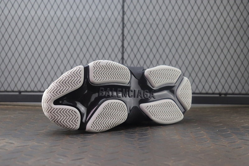 발렌시아가 x 아디다스 트리플 S 스니커즈 블랙 화이트