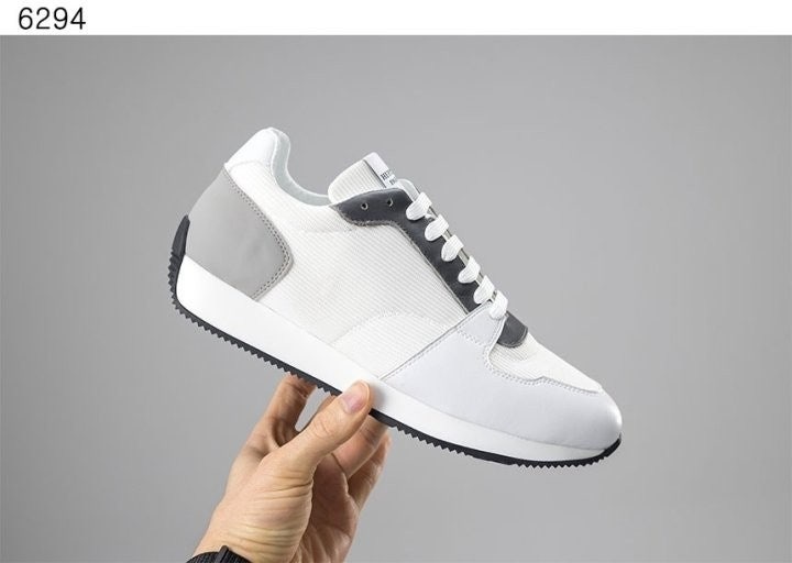 에르메스 이스케이프 스니커즈