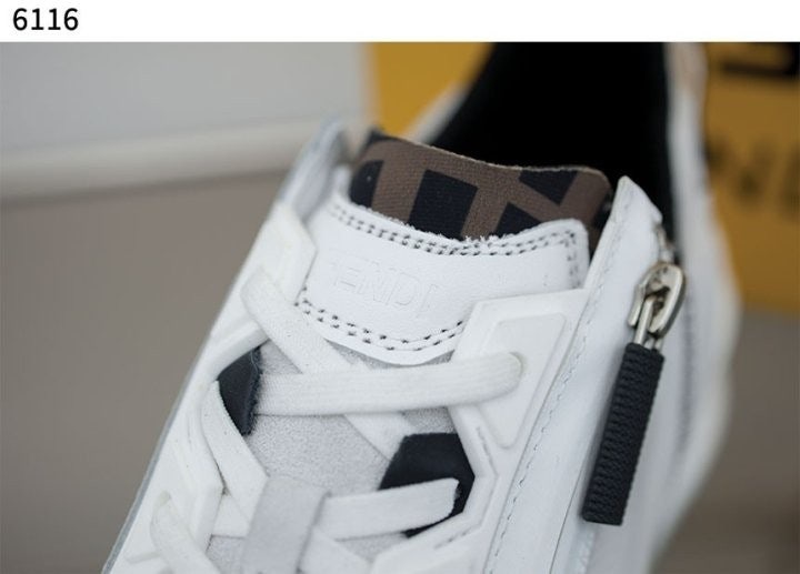 펜디 플로우 스니커즈