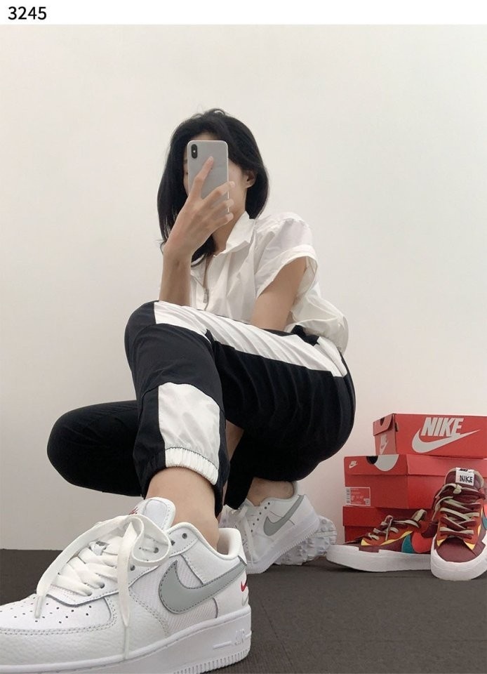 나이키 에어포스 1 '07 화이트 울프 그레이