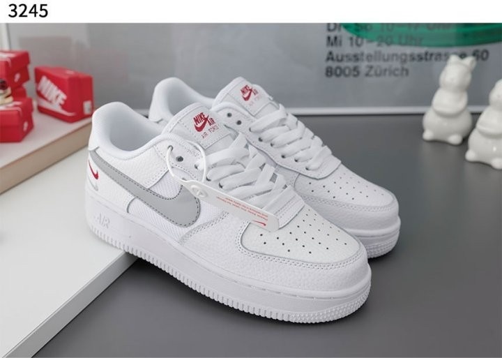 나이키 에어포스 1 '07 화이트 울프 그레이