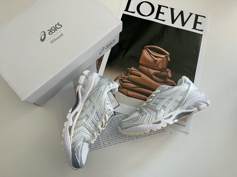 아식스 x JJJ자운드 젤 카야노 14 실버 화이트