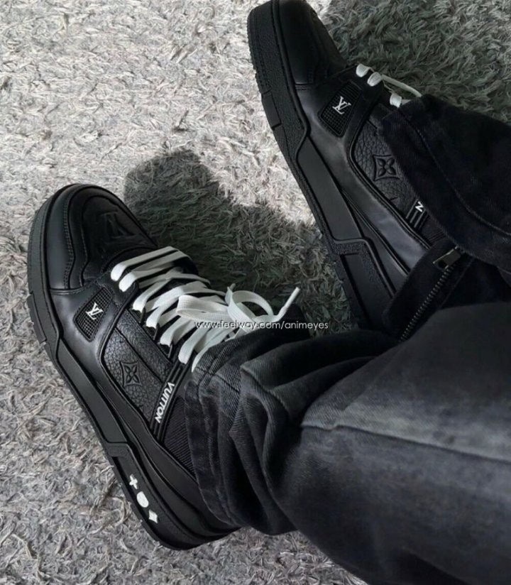 루이비통 LV 트레이너 스니커즈 -블랙-