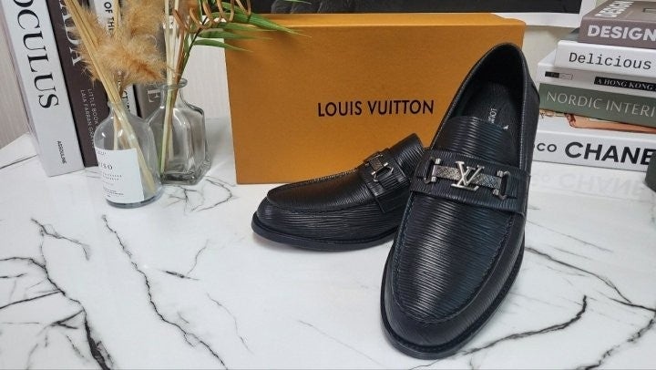 루이비통 메이저 남성 로퍼