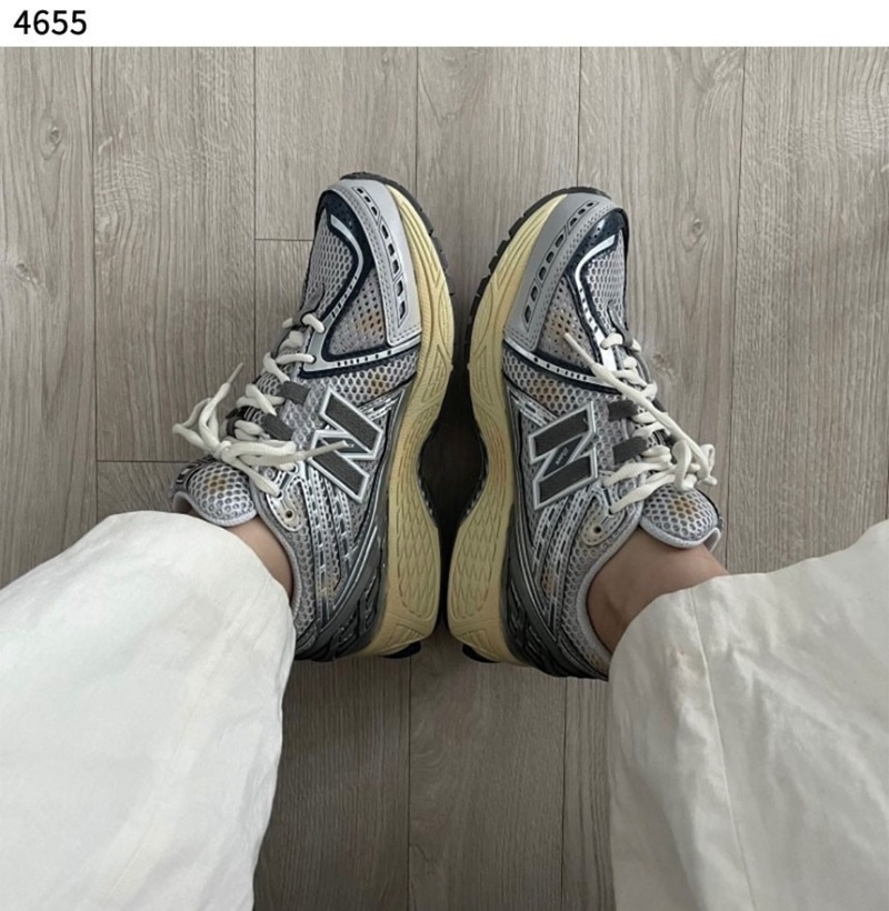 뉴발란스 1906R 디스이즈네버댓 더 2022 다운타운 런