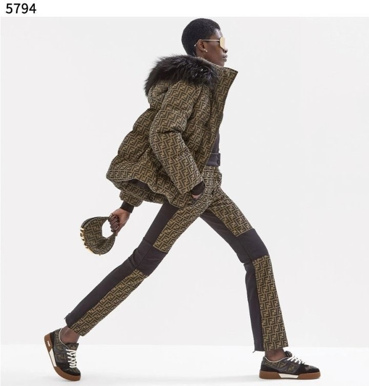 펜디 매치 블랙 스웨이드 캔버스 로우탑