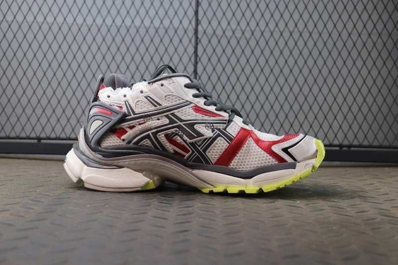 발렌시아가 러너 스니커즈 - 건담