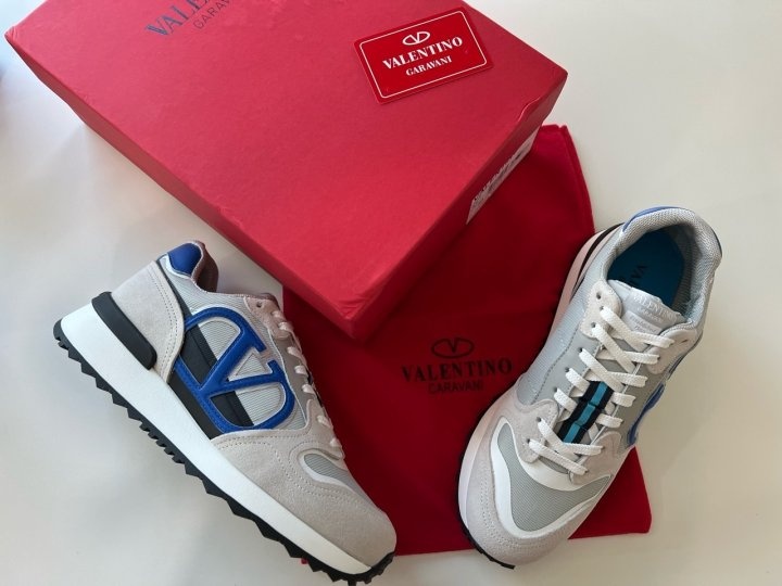 발렌티노 가라바니 스니커즈 로우탑 - 2 color