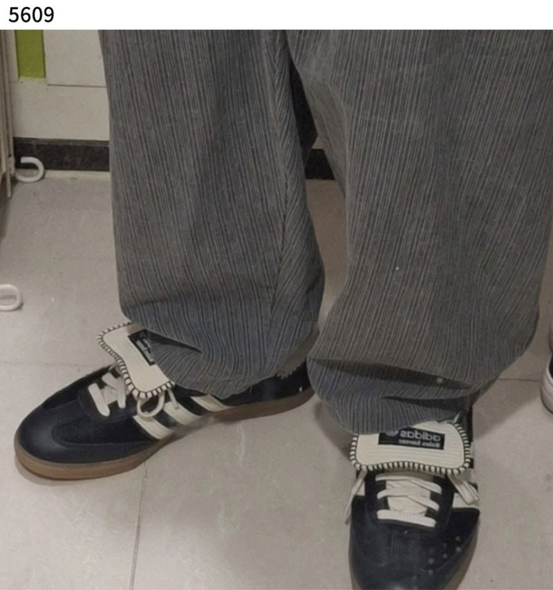 아디다스 x 웨일스 보너 포니 토널 삼바 코어 블랙 크림 화이트