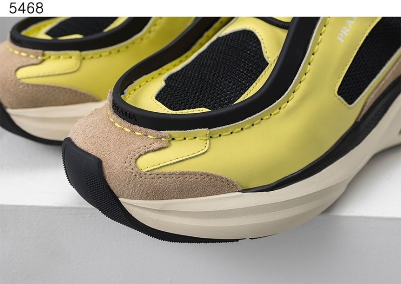 프라다 바이크 패브릭 스웨이드 엘리먼츠 브러쉬드 레더 스니커즈