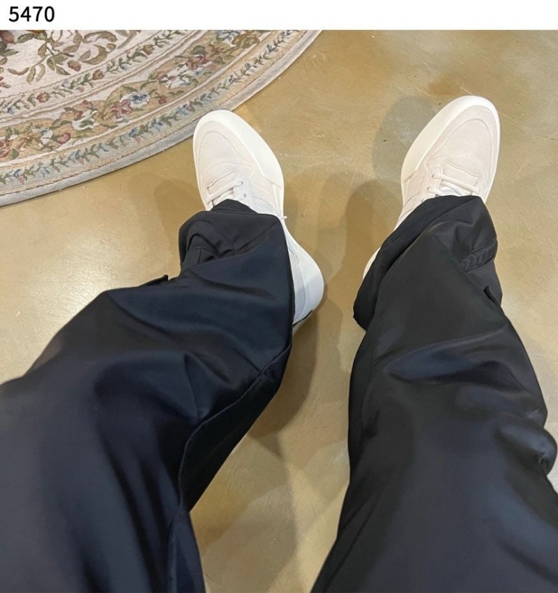 아디다스 x 피어오브갓 애슬레틱스 86 로우 클레이