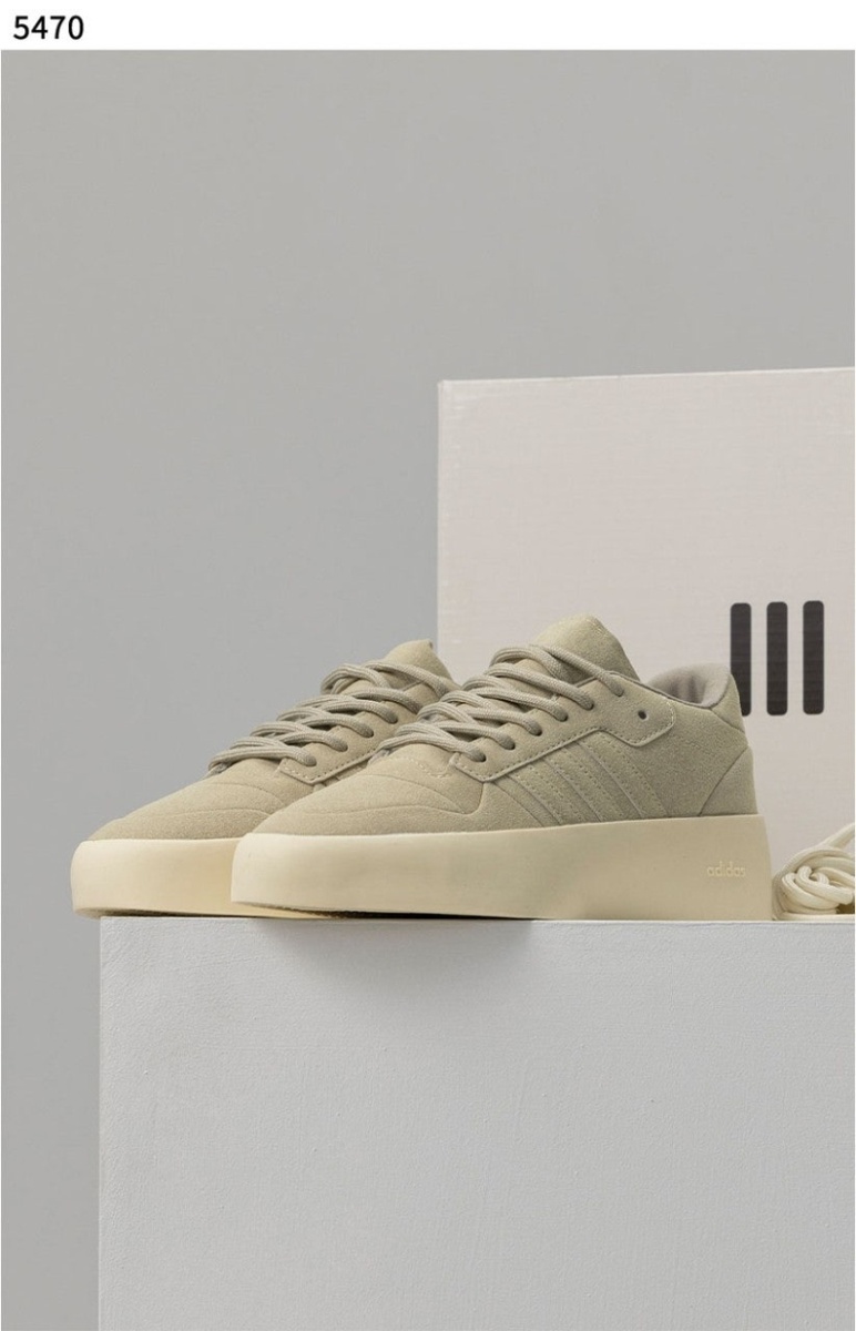 아디다스 x 피어오브갓 애슬레틱스 86 로우 클레이