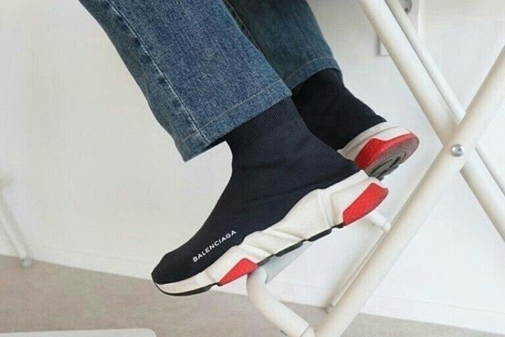 발렌시아가 스피드러너 브레드